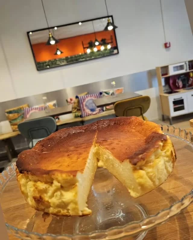 Basque cheesecake